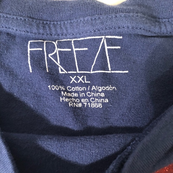 Freeze + Eagle Crop Top + Large - Picture 3 of 4